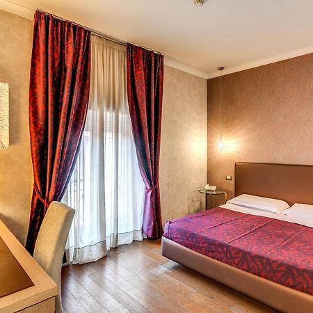 Roma Boutique Hotel Luaran gambar